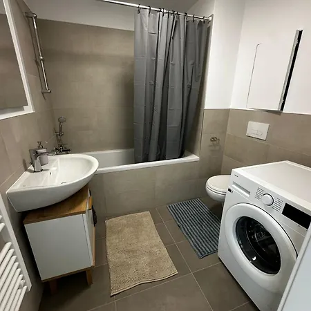 Amazing 1br & 1lr Very