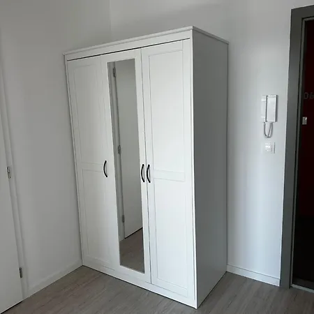 Amazing 1br & 1lr Very