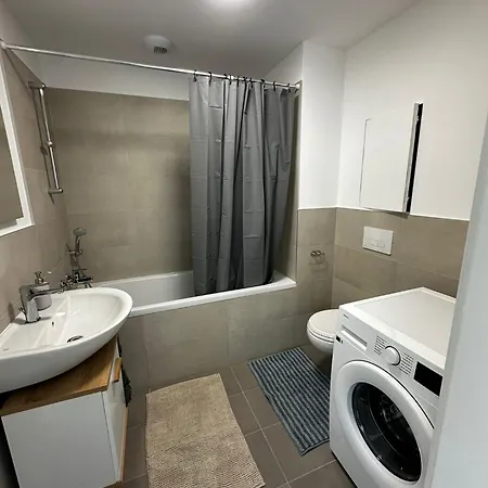 Apartamento Amazing 1br & 1lr Very Bratislava